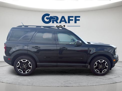 Used 2023 Ford Bronco Sport Outer Banks w/ Tech Package AWD/4WD image 11