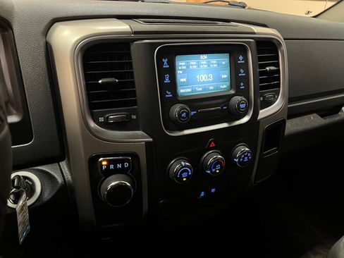Used 2017 RAM 1500 Classic SLT image 24