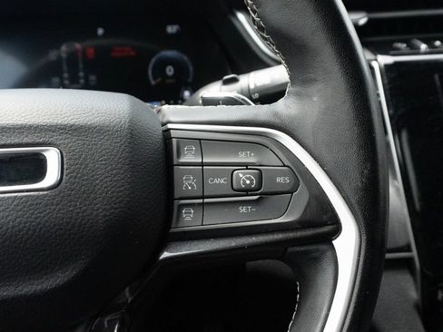 Used 2022 Jeep Grand Cherokee L Laredo RWD image 22