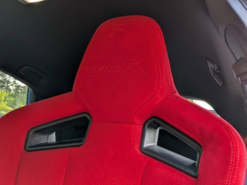 Used 2025 Honda Civic Type R image 6