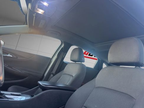 Used 2021 Chevrolet Malibu LT image 15