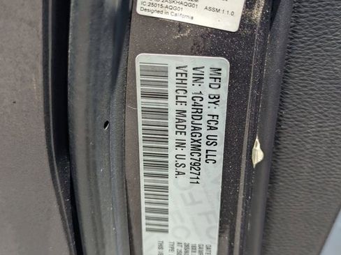 Used 2021 Dodge Durango SXT w/ 3rd Row Seating Group AWD/4WD image 34