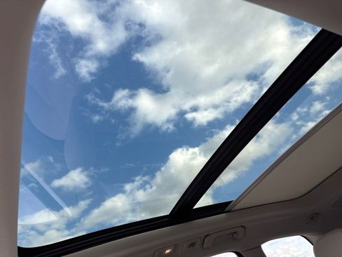 New 2026 Volvo XC60 B5 Ultra w/ Protection Package Premier image 16