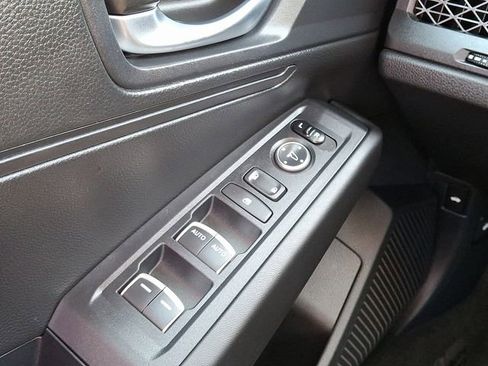 Used 2025 Honda Accord LX image 25