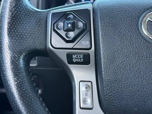 Used 2015 Toyota 4Runner Limited AWD/4WD image 29