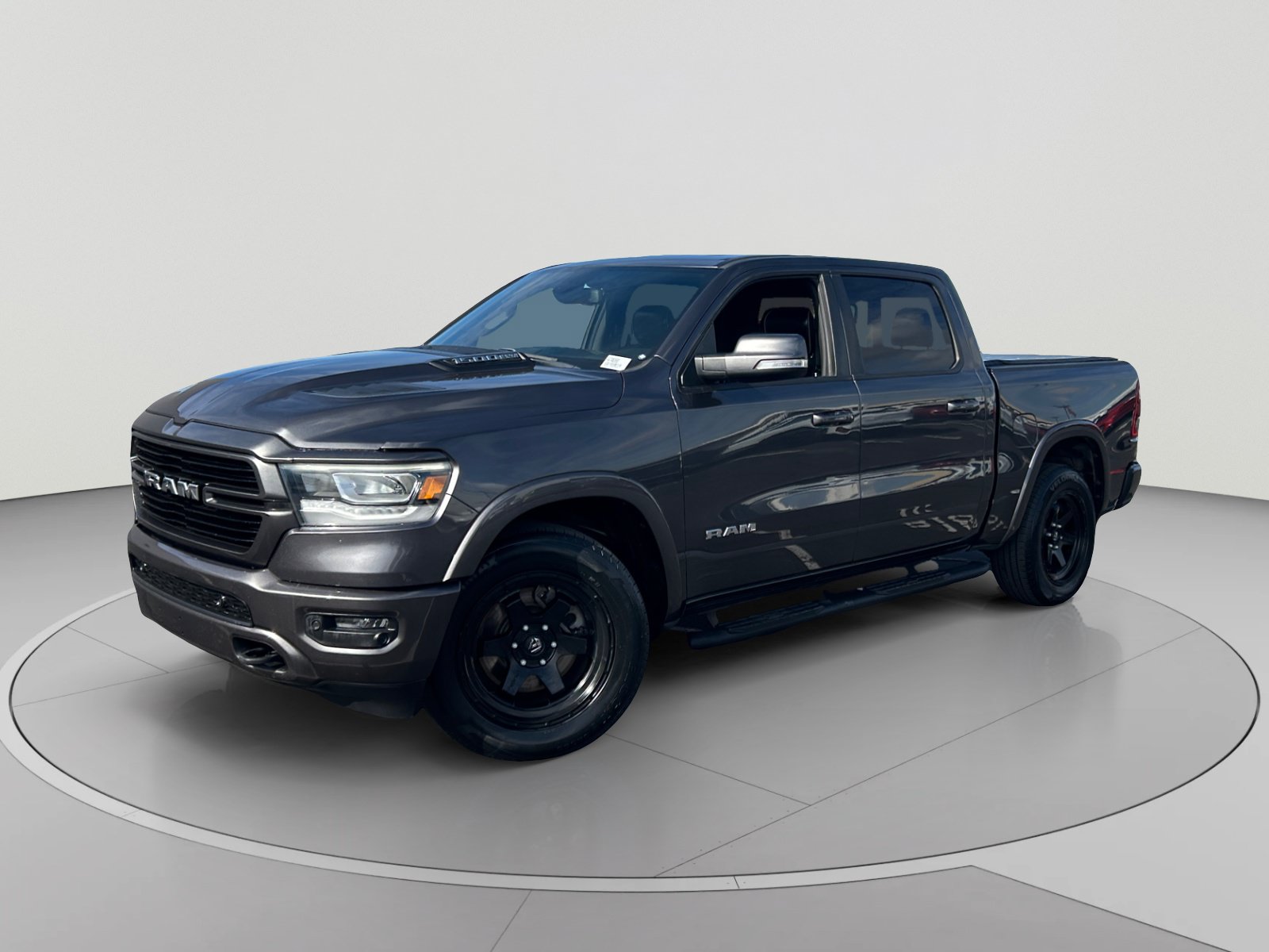 Used 2019 RAM 1500 Laramie w/ Sport Appearance Package AWD/4WD image 1