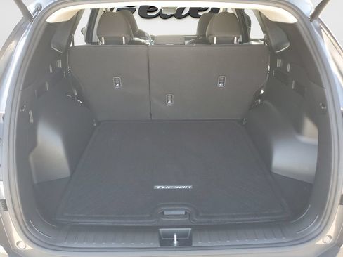 Certified 2024 Hyundai Tucson SEL FWD image 12