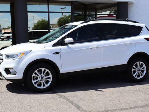 Used 2019 Ford Escape SEL FWD image 7