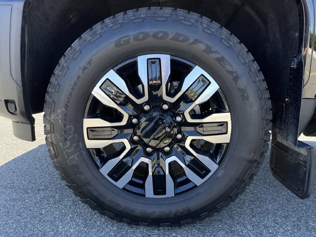 Used 2025 GMC Sierra 3500 Denali Ultimate AWD/4WD image 44