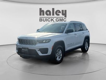 Used 2025 Jeep Grand Cherokee Laredo w/ Luxury Tech Group I