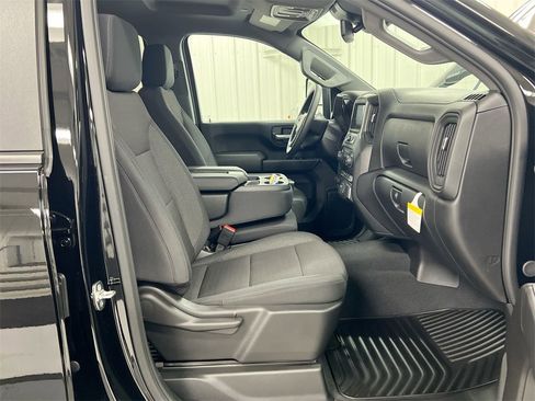 New 2026 Chevrolet Silverado 2500 Custom w/ Custom Value Package image 20