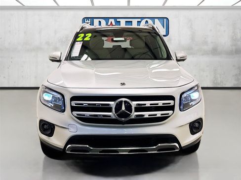 Used 2022 Mercedes-Benz GLB 250 image 2