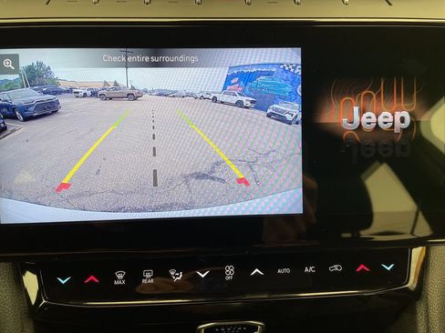 Used 2026 Jeep Grand Cherokee Limited w/ Limited Altitude Package AWD/4WD image 20