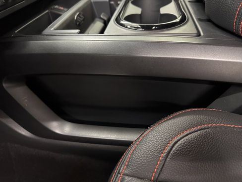 Used 2023 Nissan Titan PRO-4X w/ Pro-4x Convenience Package image 40