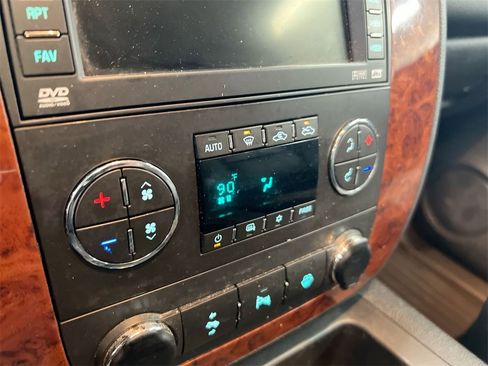 Used 2009 Chevrolet Silverado 3500 LTZ w/ LTZ Plus Package image 14