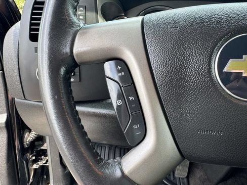 Used 2011 Chevrolet Silverado 1500 LT w/ All-Star Edition AWD/4WD image 21