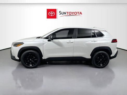 Used 2024 Toyota Corolla Cross L FWD image 7