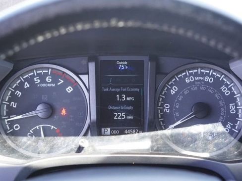 Used 2023 Toyota Tacoma TRD Sport w/ Technology Package AWD/4WD image 21