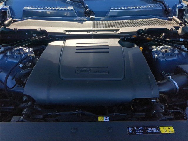New 2026 Land Rover Defender 110 S AWD/4WD image 17