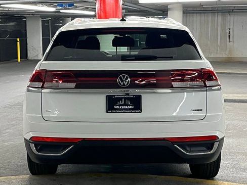 New 2026 Volkswagen Atlas Cross Sport SE image 32