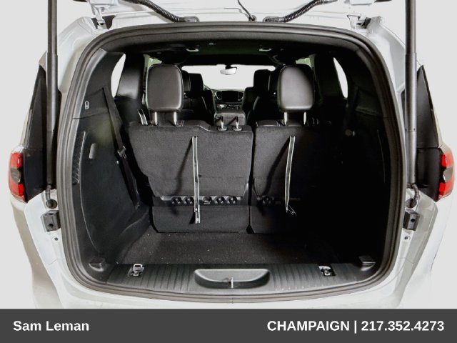 New 2027 Chrysler Pacifica Select AWD/4WD image 24
