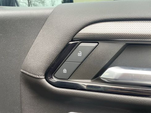 Used 2023 GMC Sierra 1500 AT4 w/ Technology Package image 57