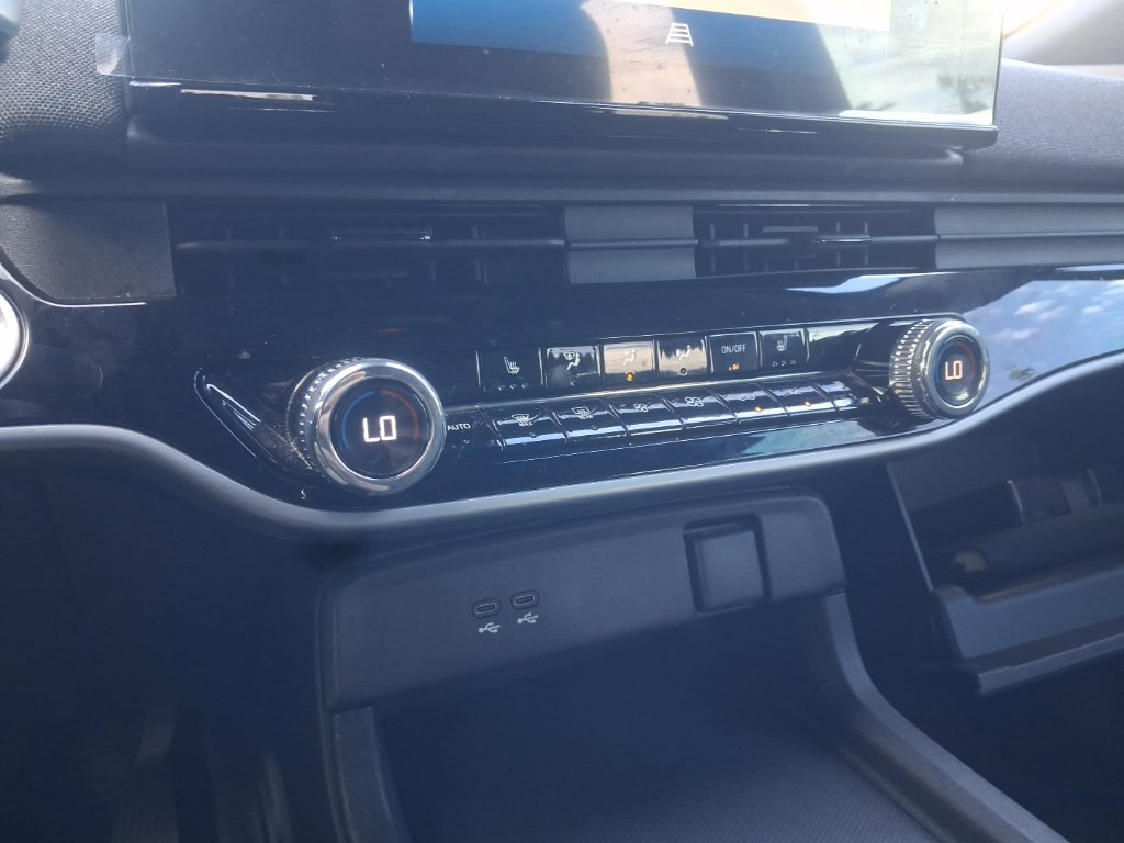 Used 2024 Honda Prologue EX image 28