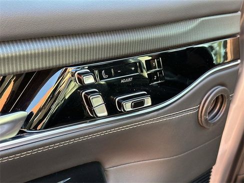 Used 2024 Jeep Grand Wagoneer L Series II w/ Quick Order Packagew 28T image 34