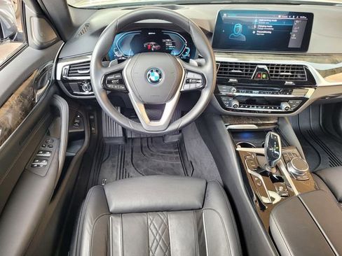 Used 2023 BMW 530e 530e iPerformance w/ Executive Package image 19