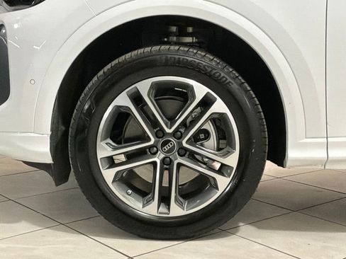 New 2025 Audi Q5 Premium Plus image 15