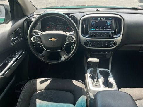 Used 2015 Chevrolet Colorado LT AWD/4WD image 23