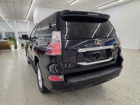 Used 2016 Lexus GX 460 w/ Premium Package AWD/4WD image 6