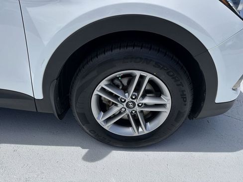 Used 2018 Hyundai Santa Fe Sport w/ 2.4L Value Package 02 FWD image 58