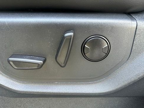 Used 2024 Ford Expedition XLT RWD image 27