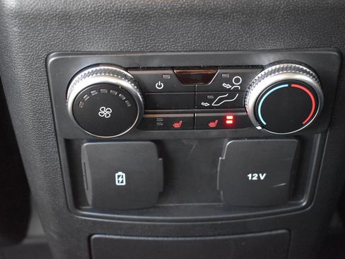 Used 2023 Ford Explorer Limited image 21