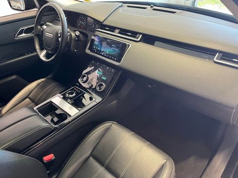 Used 2020 Land Rover Range Rover Velar S AWD/4WD image 37