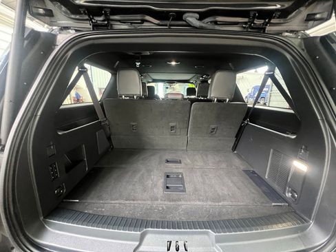 Used 2023 Ford Expedition Max Limited AWD/4WD image 10