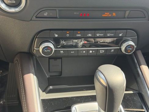 Used 2025 MAZDA CX-5 Signature image 23
