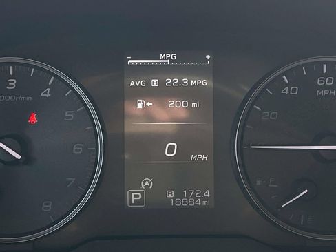 Used 2024 Subaru Outback Premium AWD/4WD image 16