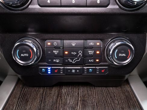 Used 2021 Ford F350 Lariat w/ Lariat Value Package AWD/4WD image 26