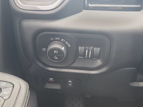 Used 2026 RAM 1500 Laramie w/ Night Edition AWD/4WD image 34