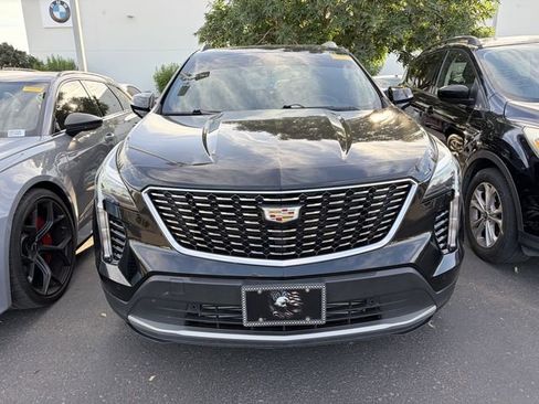 Used 2022 Cadillac XT4 Premium Luxury w/ Safety Alert Package AWD/4WD image 2