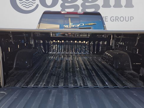Used 2023 Chevrolet Silverado 1500 LT Trail Boss w/ Convenience Package II AWD/4WD image 13