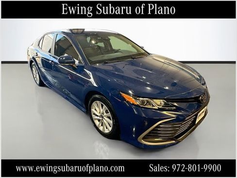 Used 2024 Toyota Camry LE w/ Convenience Package FWD image 1