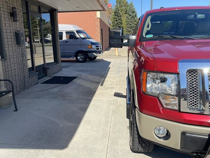 Used 2010 Ford F150 Lariat AWD/4WD image 6