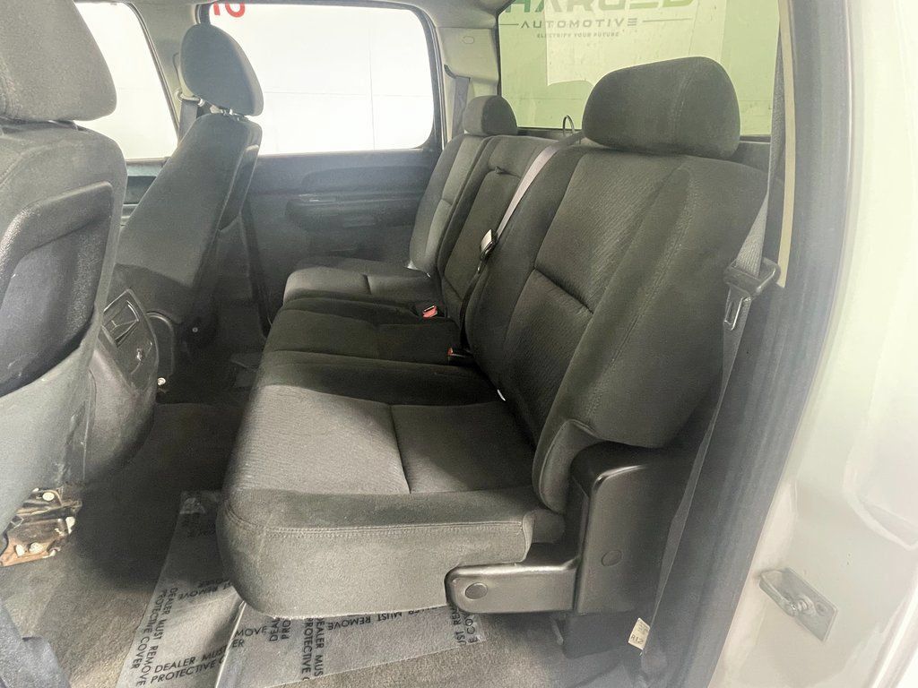 Used 2013 GMC Sierra 3500 SLE AWD/4WD image 16