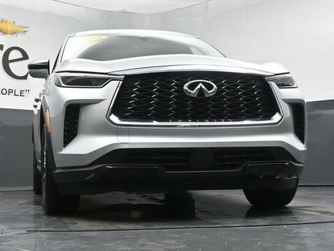 Used 2023 INFINITI QX60 Pure AWD/4WD image 3
