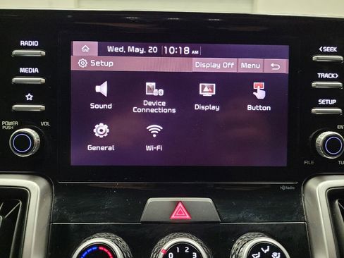 Used 2023 Kia Sorento LX FWD image 25