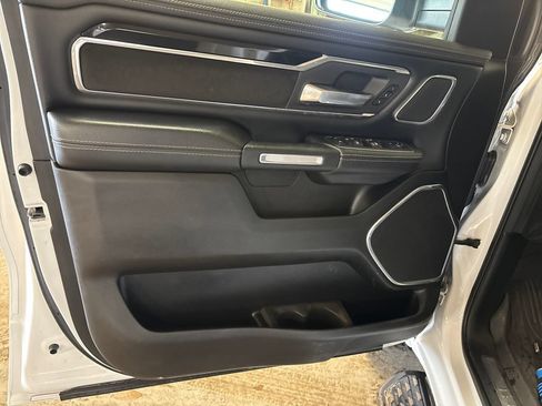 Used 2021 RAM 1500 Laramie AWD/4WD image 15
