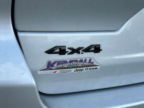 Certified 2024 Jeep Grand Cherokee Limited w/ Black Appearance Package image 29